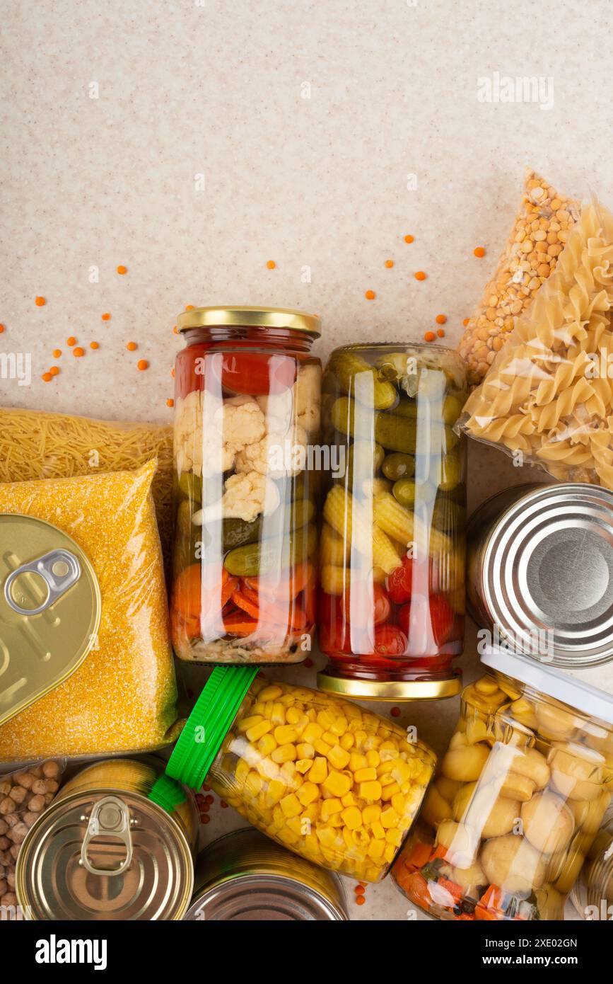 Groceries and food hi-res stock photography and images - Alamy