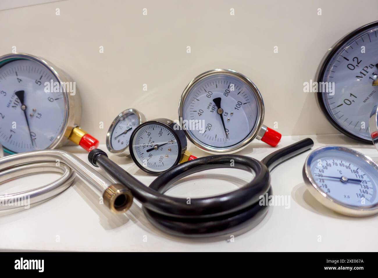 Manometers And Vacuums To Measure Pressure Stock Photo Alamy