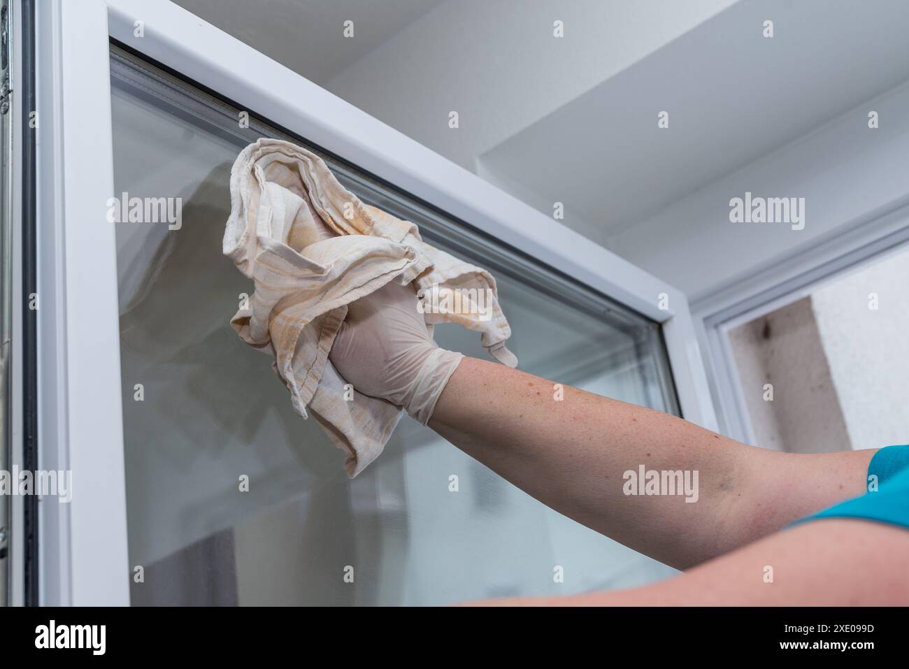 Clean windows during spring cleaning - clean window panes Stock Photo