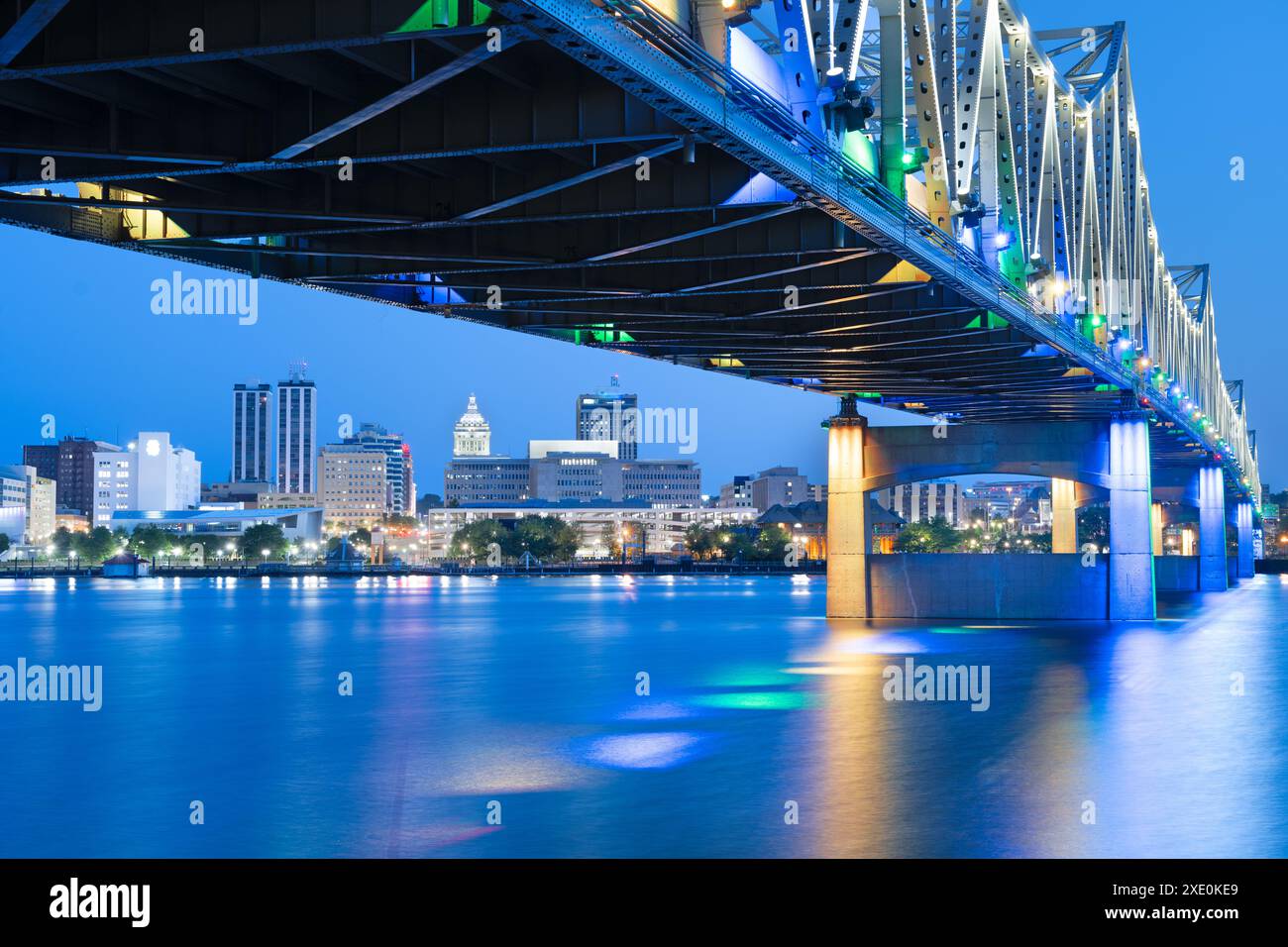 Usa illinois peoria skyline night hi-res stock photography