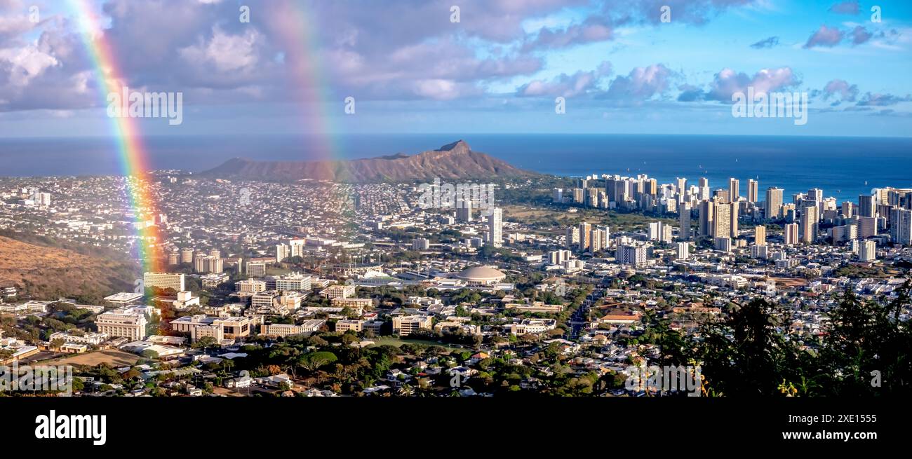 Hawaiian scenes hi-res stock photography and images - Alamy