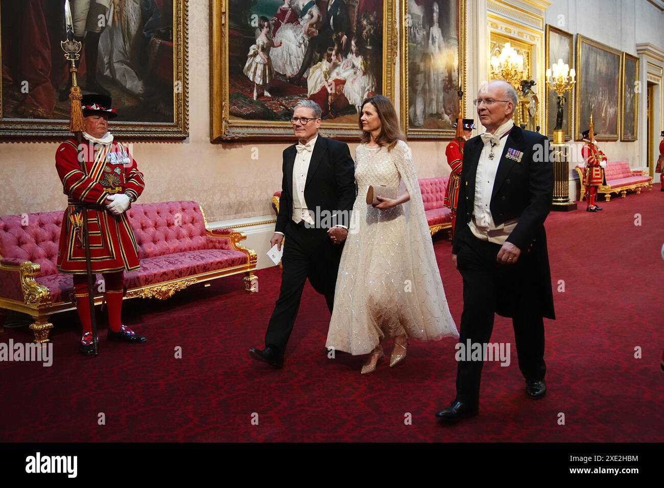 Labour Leader Sir Keir Starmer With His Wife Victoria Make Their Way labour-leader-sir-keir-starmer-with-his-wife-victoria-make-their-way