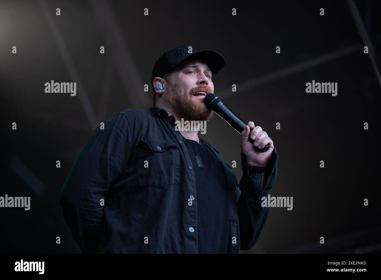Asking alexandria show hi-res stock photography and images - Alamy