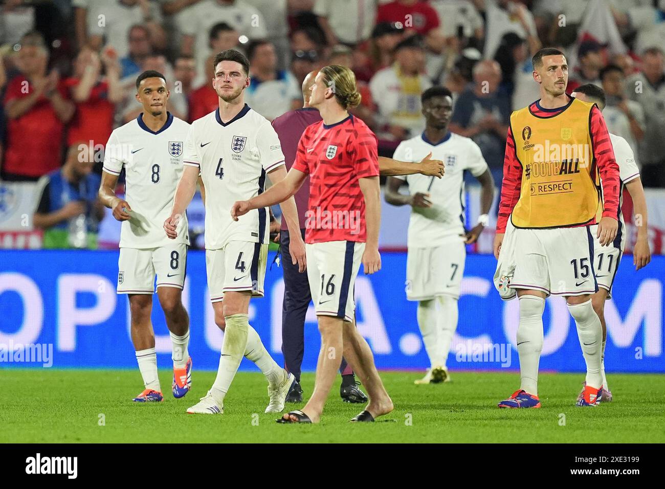 Conor Rice England's Declan Rice (second left), Conor Gallagher and team-mates ...