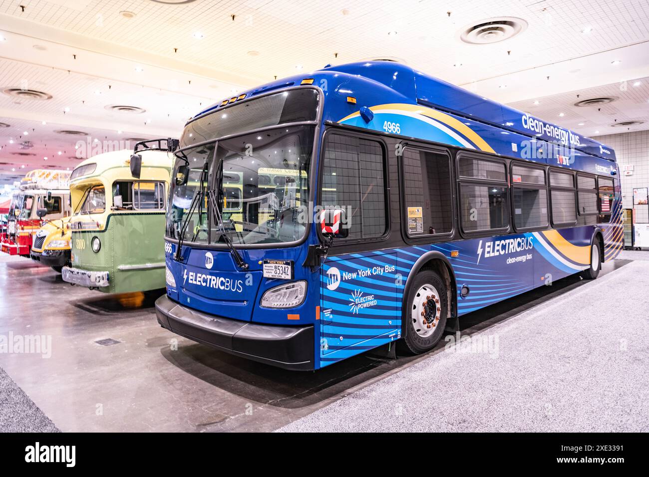 Electric school bus new york hi-res stock photography and images - Alamy