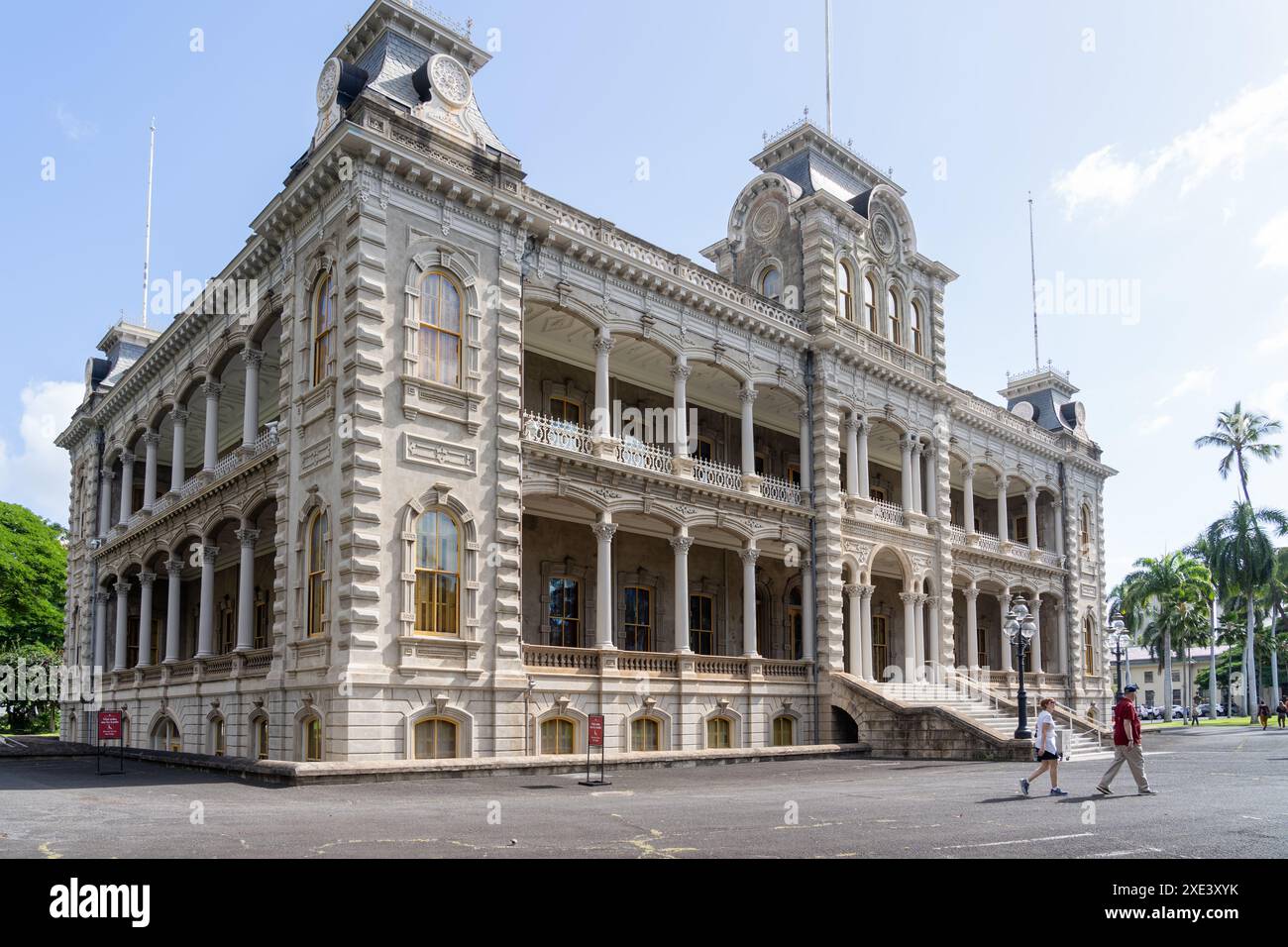 People Visiting Iolani Palace In Downtown Honolulu Hi USA Stock Photo People visiting iolani palace in downtown honolulu hi usa stock photo