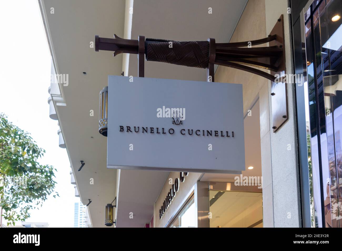Brunello cucinelli logo hi-res stock photography and images