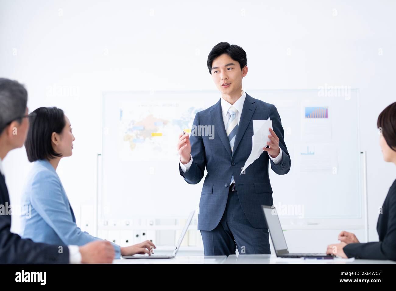 Presenting fellow hi-res stock photography and images - Alamy