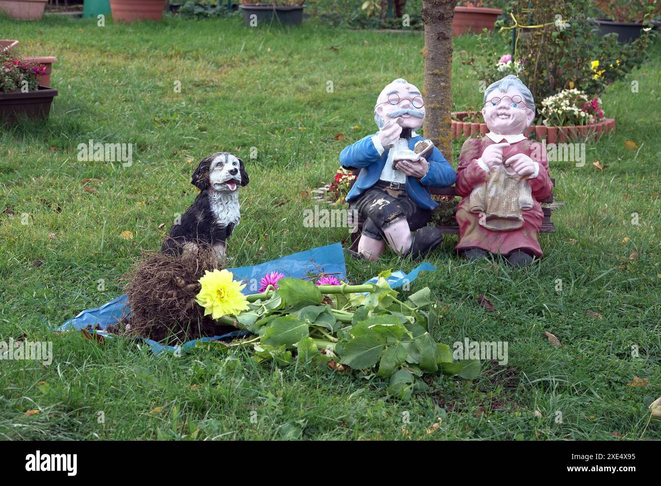 Deko figures hi-res stock photography and images - Alamy