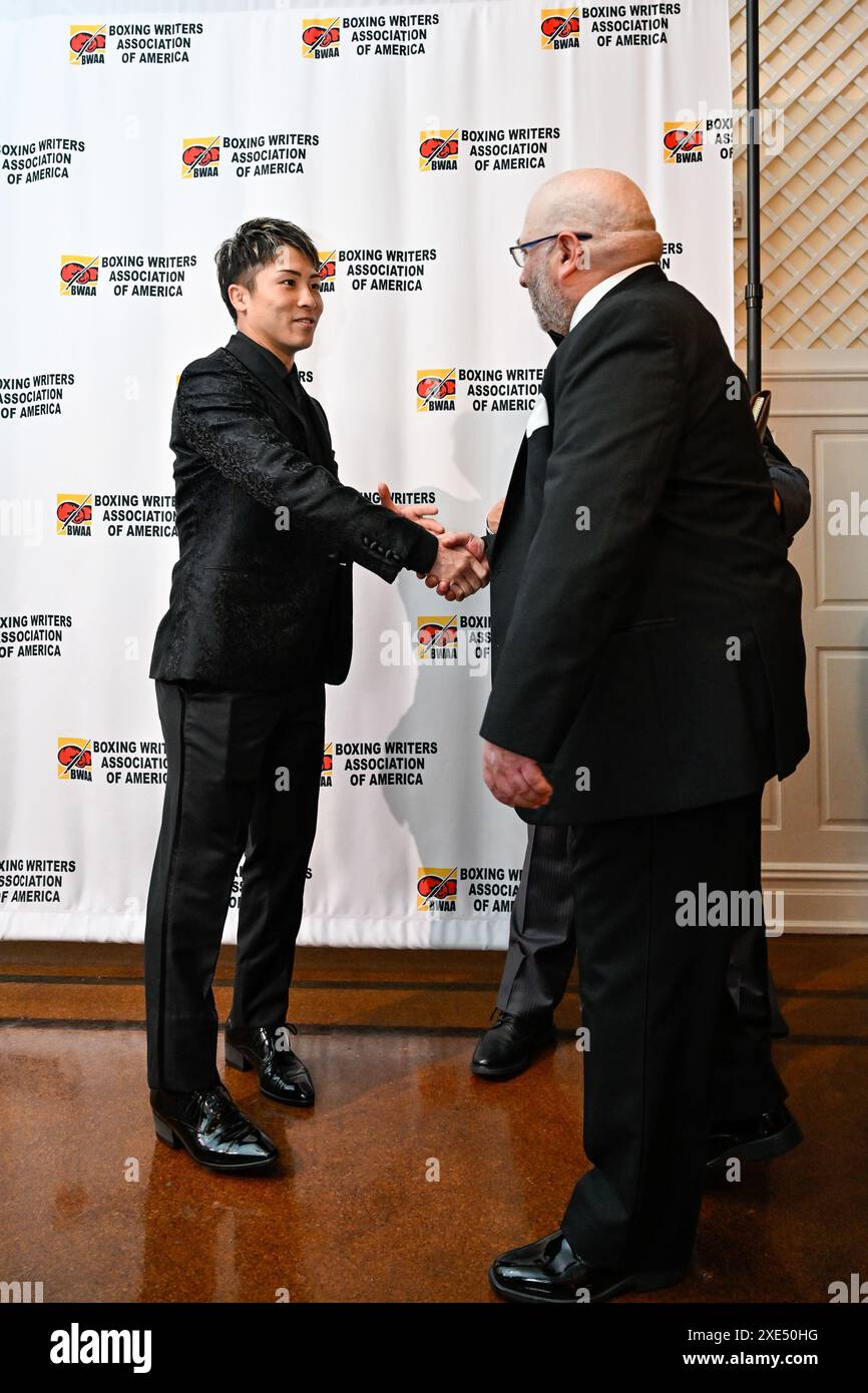 2023 Sugar Ray Robinson Award (BWAA Fighter of the Year) winner Naoya
