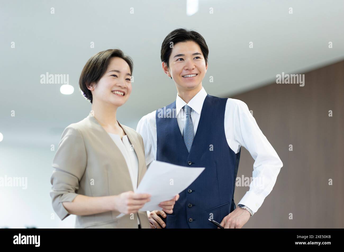 Portraits of men and women Stock Photo - Alamy