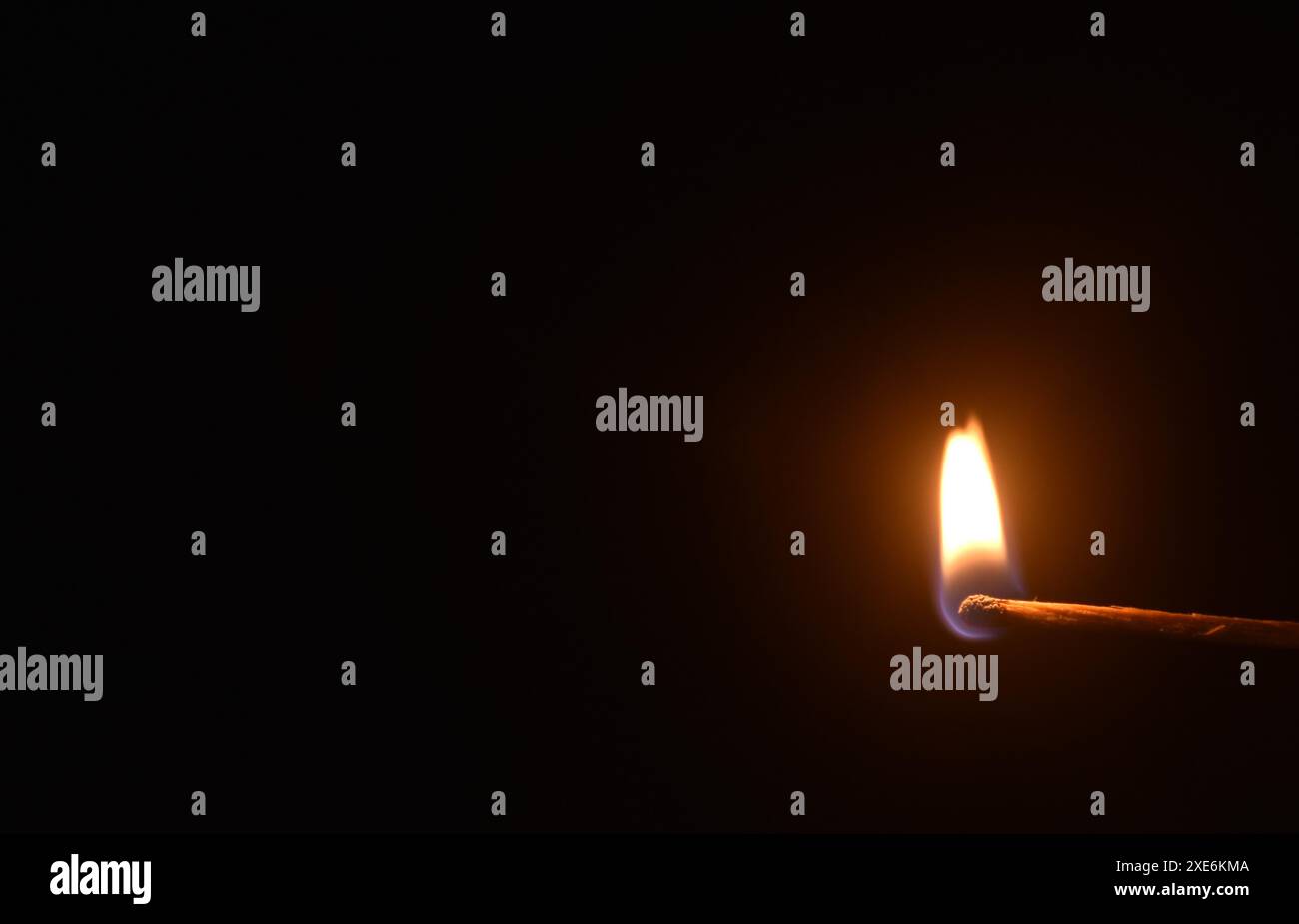 Phosphorus burning reaction hi-res stock photography and images - Alamy