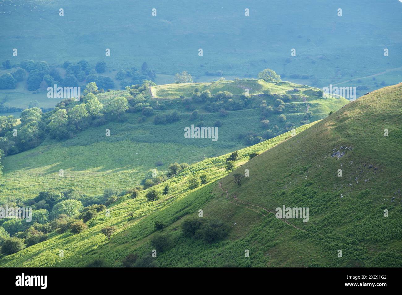 Castell Dinas on Y Grib, the Dragon's Back, Black Mountains, Powys, UK Stock Photo