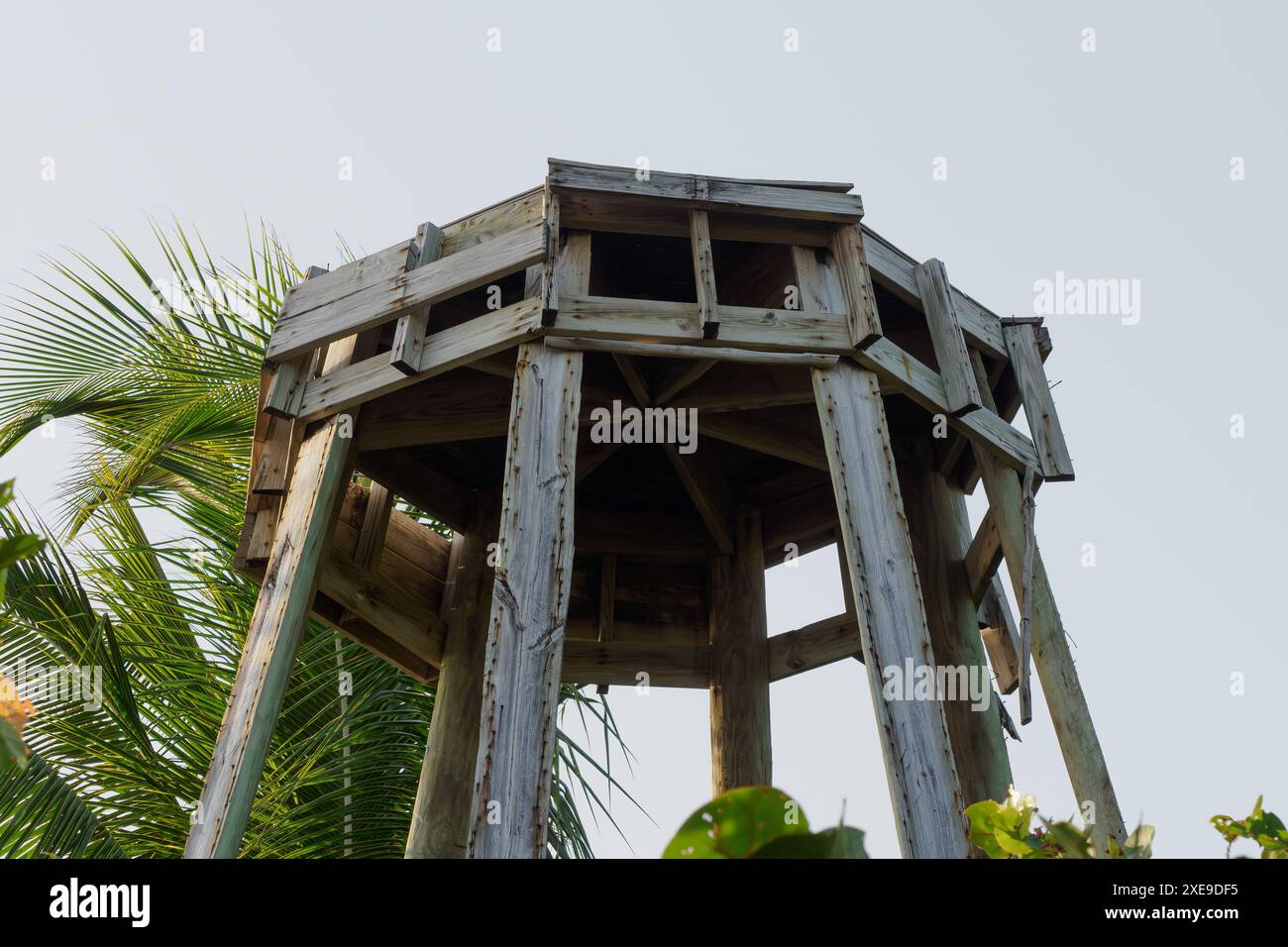 Old retro water tower hi-res stock photography and images - Alamy