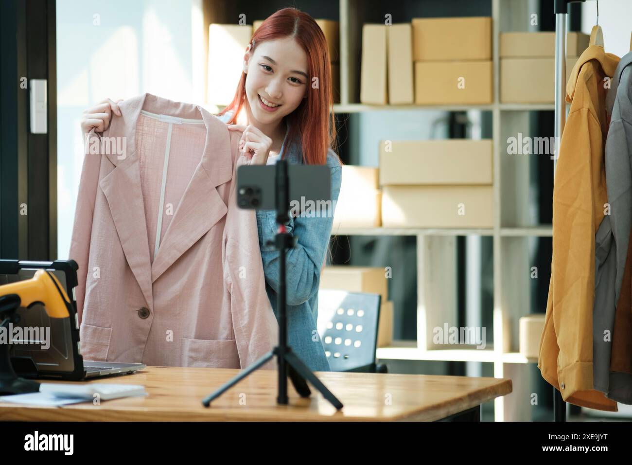 Showcasing clothes hi-res stock photography and images - Alamy