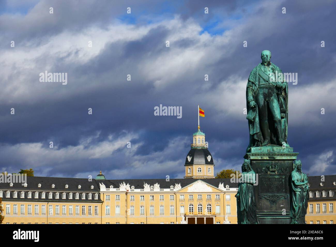 Statue vor dem schloss karlsruhe hi-res stock photography and images ...