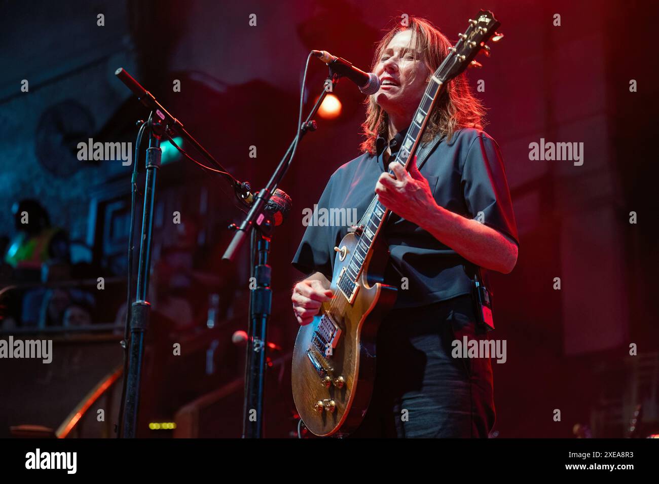 Manchester, UK. 26th June 2024. Kim Deal, Kelley Deal, Josephine Wiggs and Jim Macpherson of the band The Breeders perform at the Manchester's Albert Hall on their 30th anniversary edition of their classic album 'Last Splash'  tour.  2024-06-26 . Credit:  Gary Mather/Alamy Live News Stock Photo