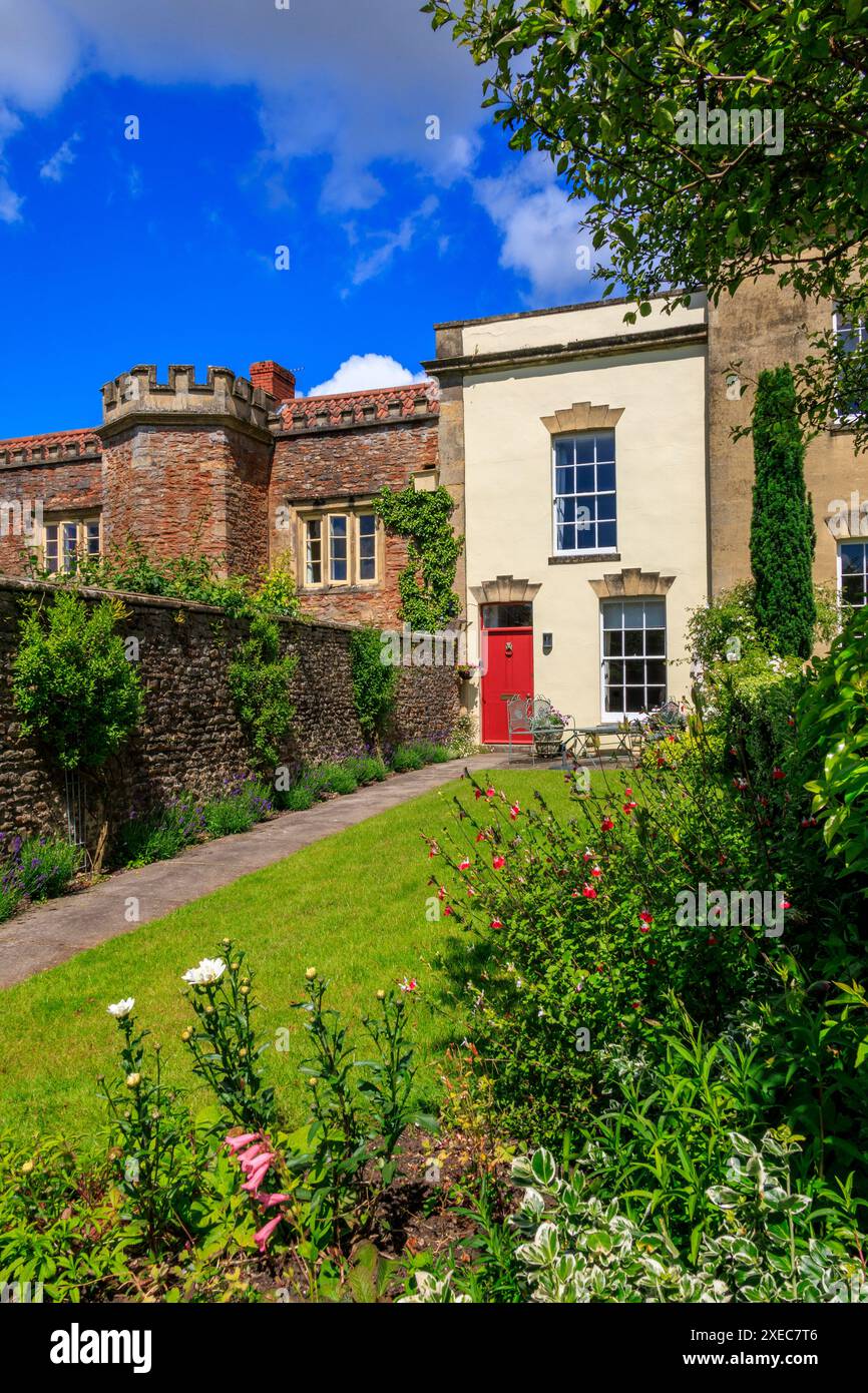 A very small and narrow style cottage in a longer terrace of