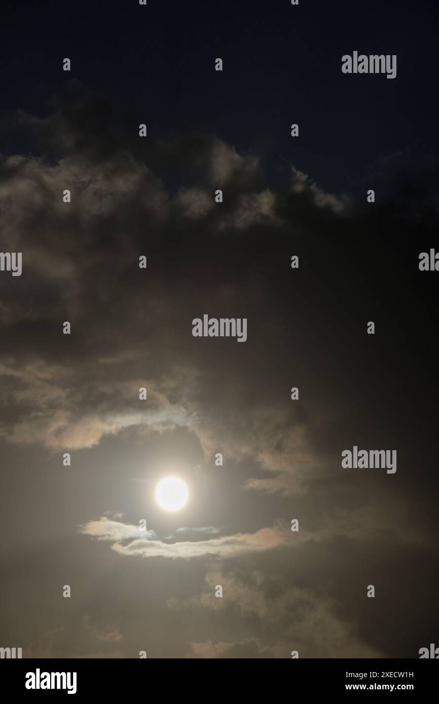 Hiddencloud hi-res stock photography and images - Alamy