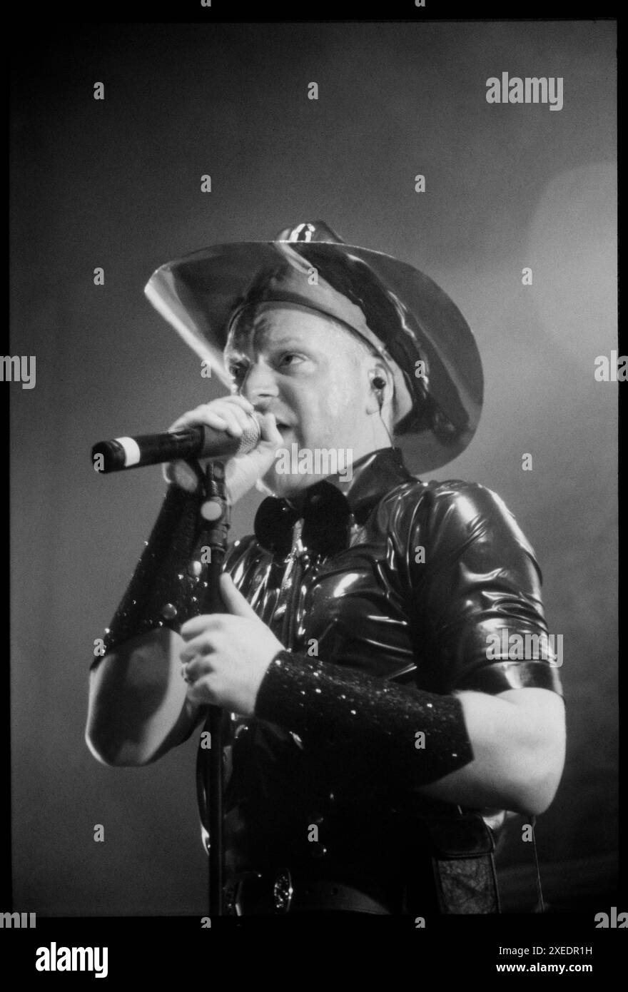 ANDY BELL, ERASURE, 1997: Andy Bell of Erasure live at Cardiff ...