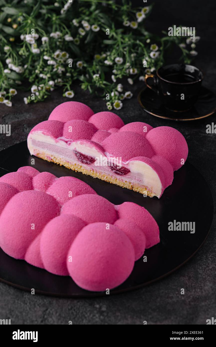 Raspberry cream black tea hi-res stock photography and images - Alamy