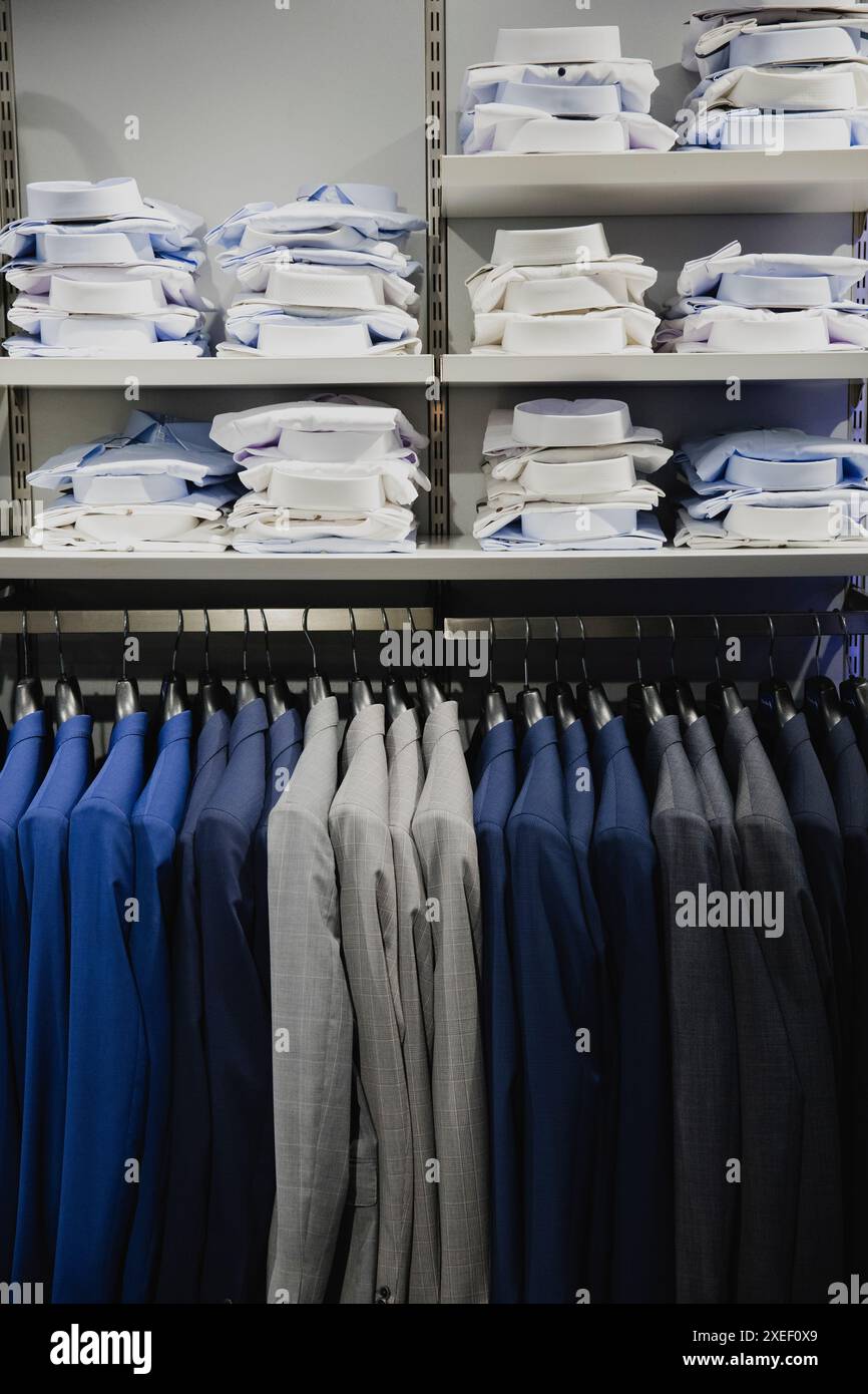 Blue suits black shirt hi-res stock photography and images - Alamy