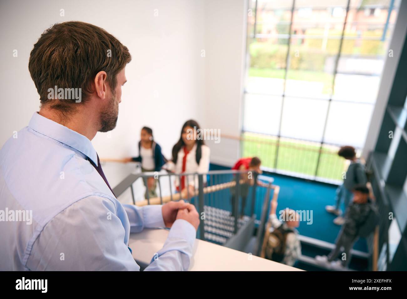 Modern indian teacher hi-res stock photography and images - Alamy