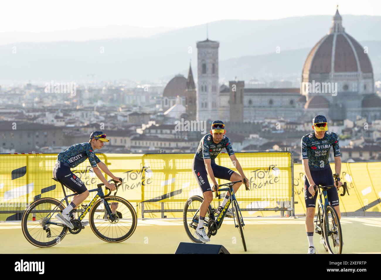 How did Visma-Lease a Bike secure the lead in Catalonia?