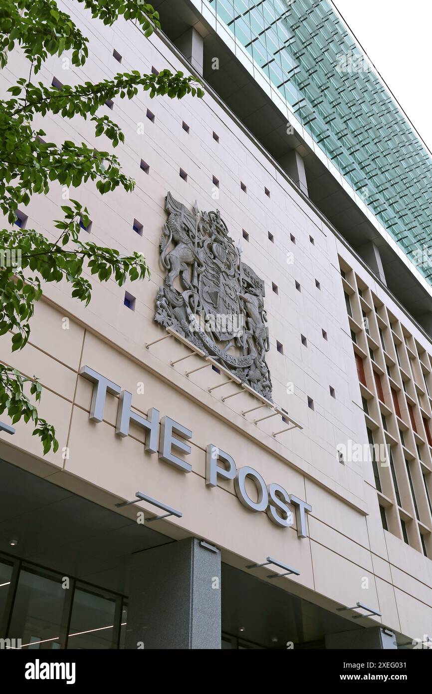 The Post retail and office space, West Georgia Street, Central ...