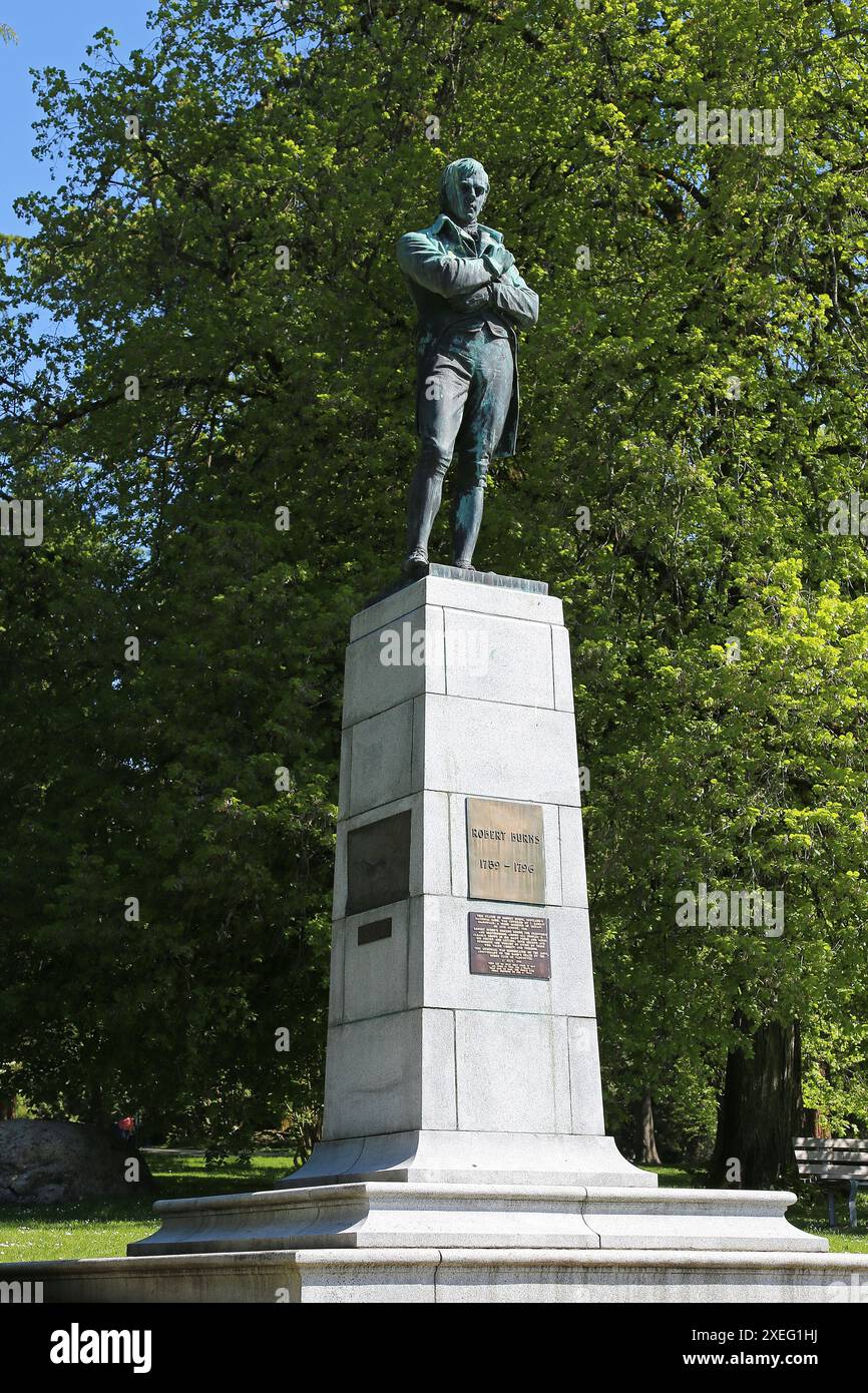Robert Burns (1759-1796) statue, Stanley Park, Vancouver, Burrard Inlet ...