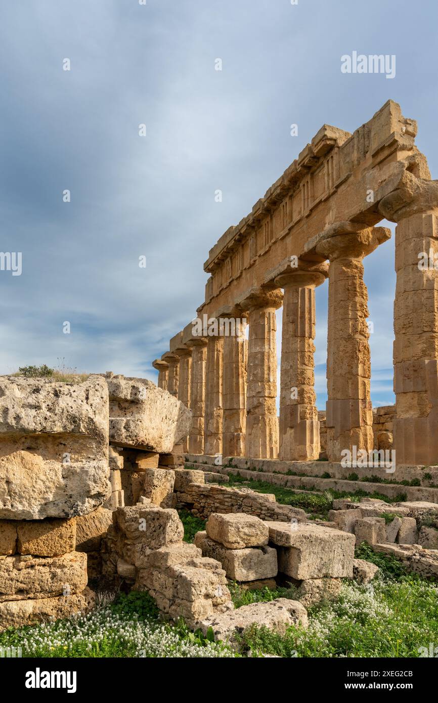 View temple selinunte in hi-res stock photography and images - Alamy