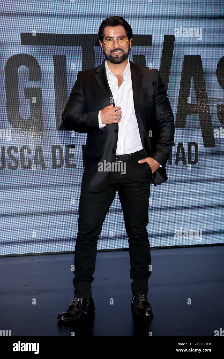 Manuel Riguezza Press conference for the new Televisa Univision soap opera “Fugitivas ...