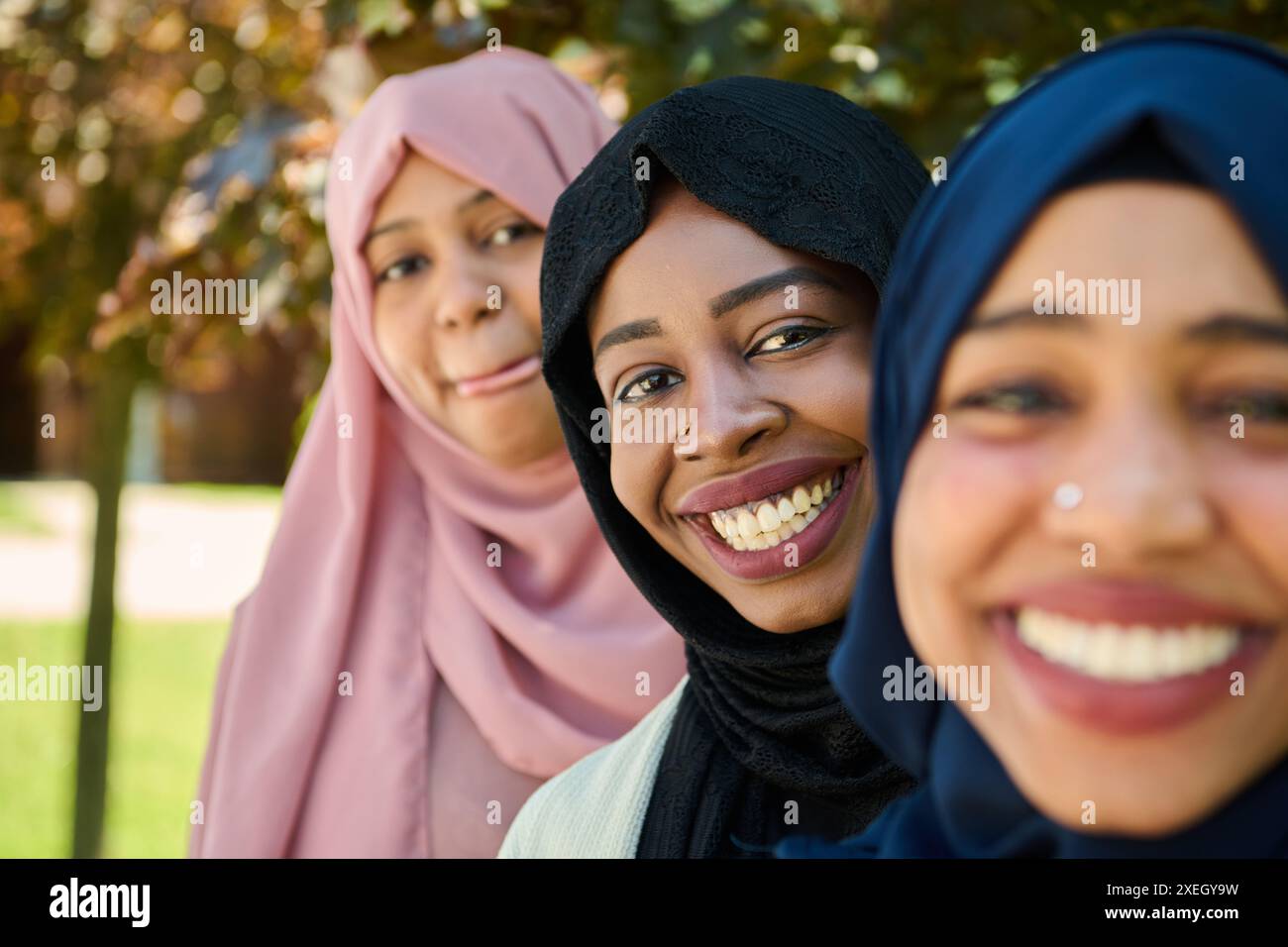 middle eastern women hijab