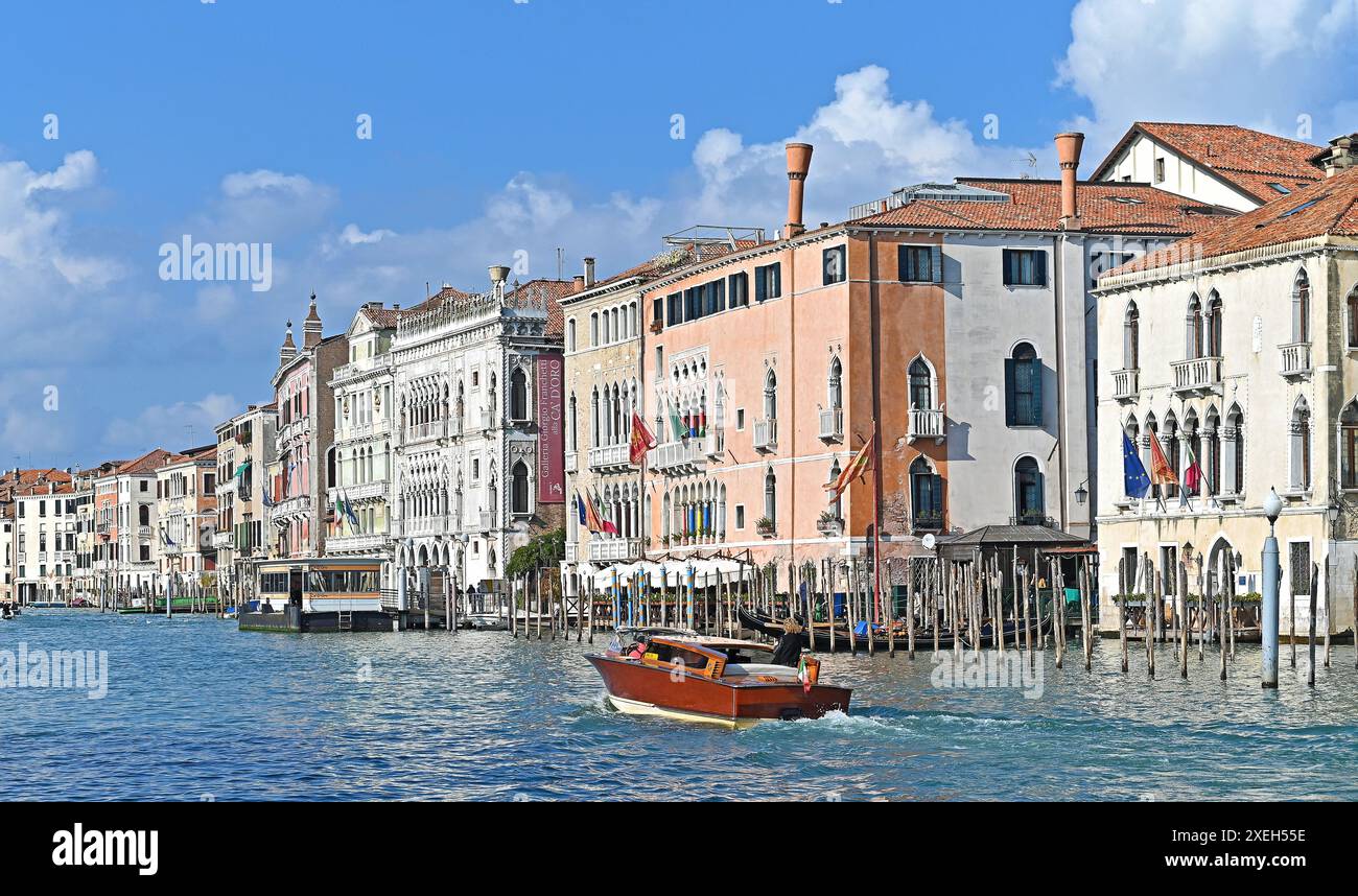 traghetto da jesolo a venezia
