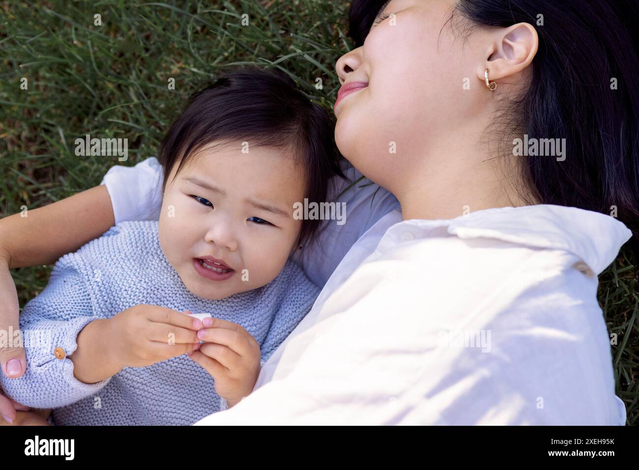 Korean mother and daughter hi-res stock photography and images - Page 2 -  Alamy