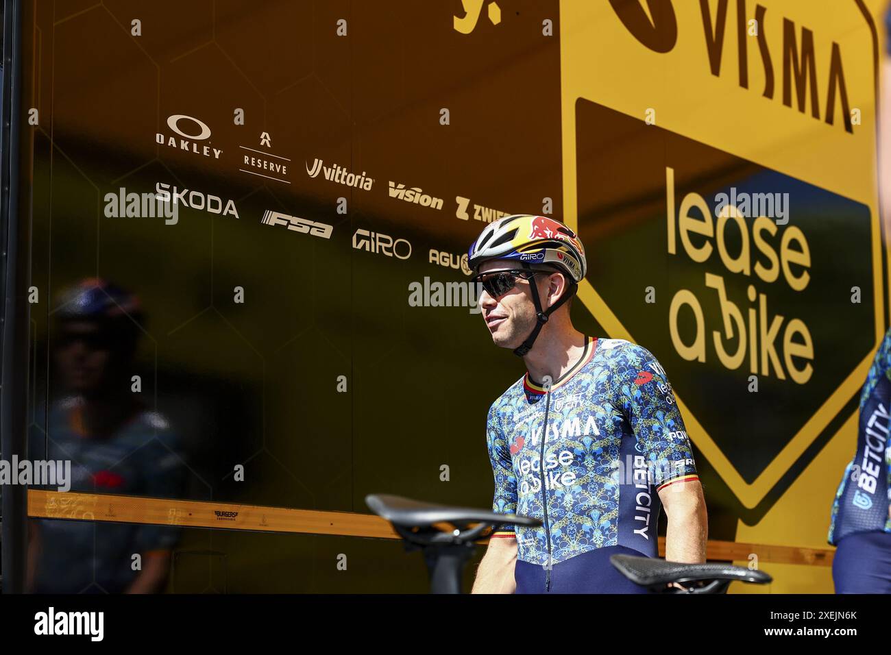 Florence, France. 28th June, 2024. Belgian Wout van Aert of Team Visma-Lease a Bike pictured during preparations ahead of the 2024 Tour de France cycling race, Friday 28 June 2024, in Florence, Italy. The 111th edition of the Tour de France starts on Saturday 29 June in Florence, Italy, and will finish in Nice, France on 21 July. BELGA PHOTO DAVID PINTENS Credit: Belga News Agency/Alamy Live News Stock Photo