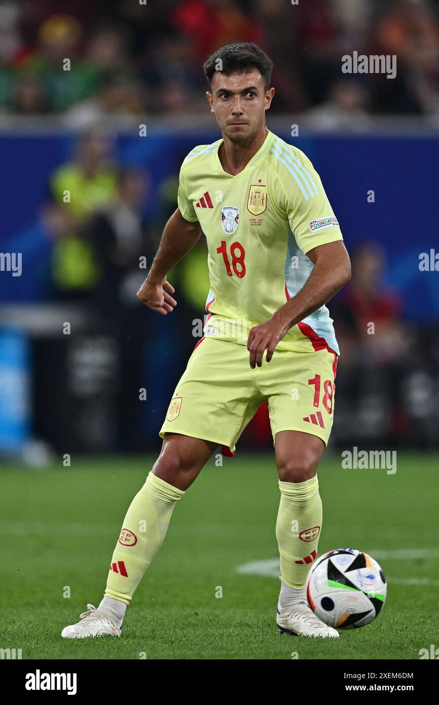 DUSSELDORF, GERMANY JUNE 24 Martin Zubimendi of Spain controls the