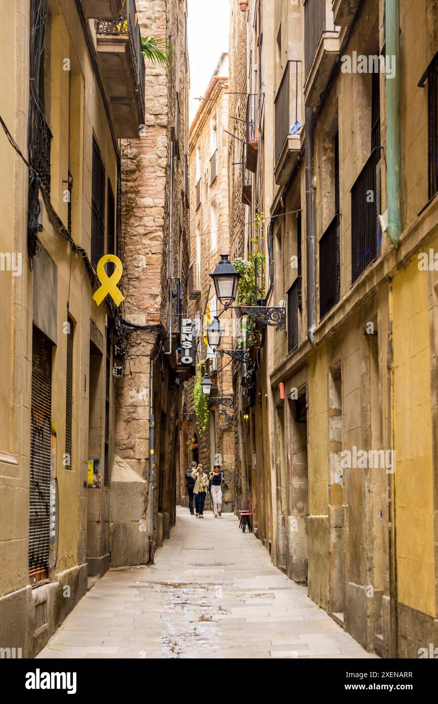 Narrow street in the gothic quarter - Narrow Street In The Gothic Quarter Barri Gotic Of Old City Barcelona Spain 2XENARR
