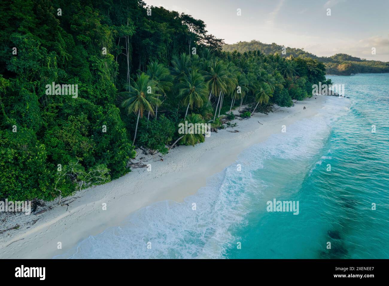 Beautiful tropical Pantai Kelapa Lima, Central Sulawesi, Indonesia; Kelapa  Lima, Banggai Selatan, Banggai Laut, Central Sulawesi, Indonesia Stock  Photo - Alamy, image size:1300x956