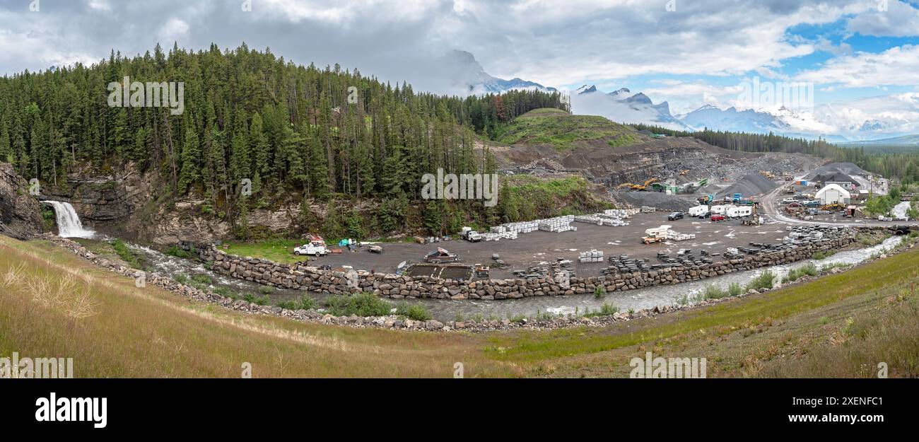 Rundle stone hi-res stock photography and images - Alamy