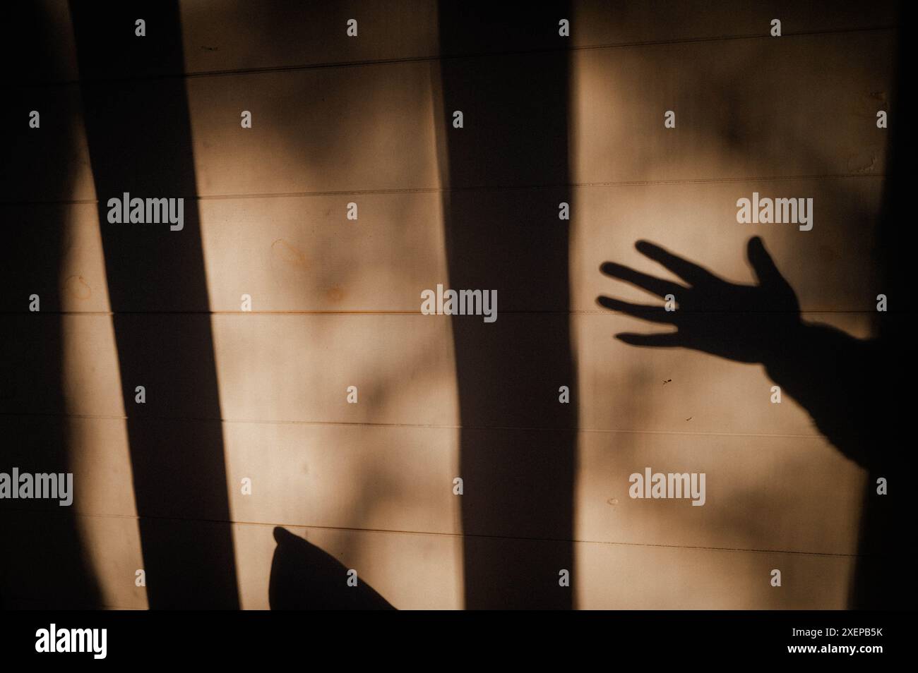 Hand light abstract hi-res stock photography and images - Alamy