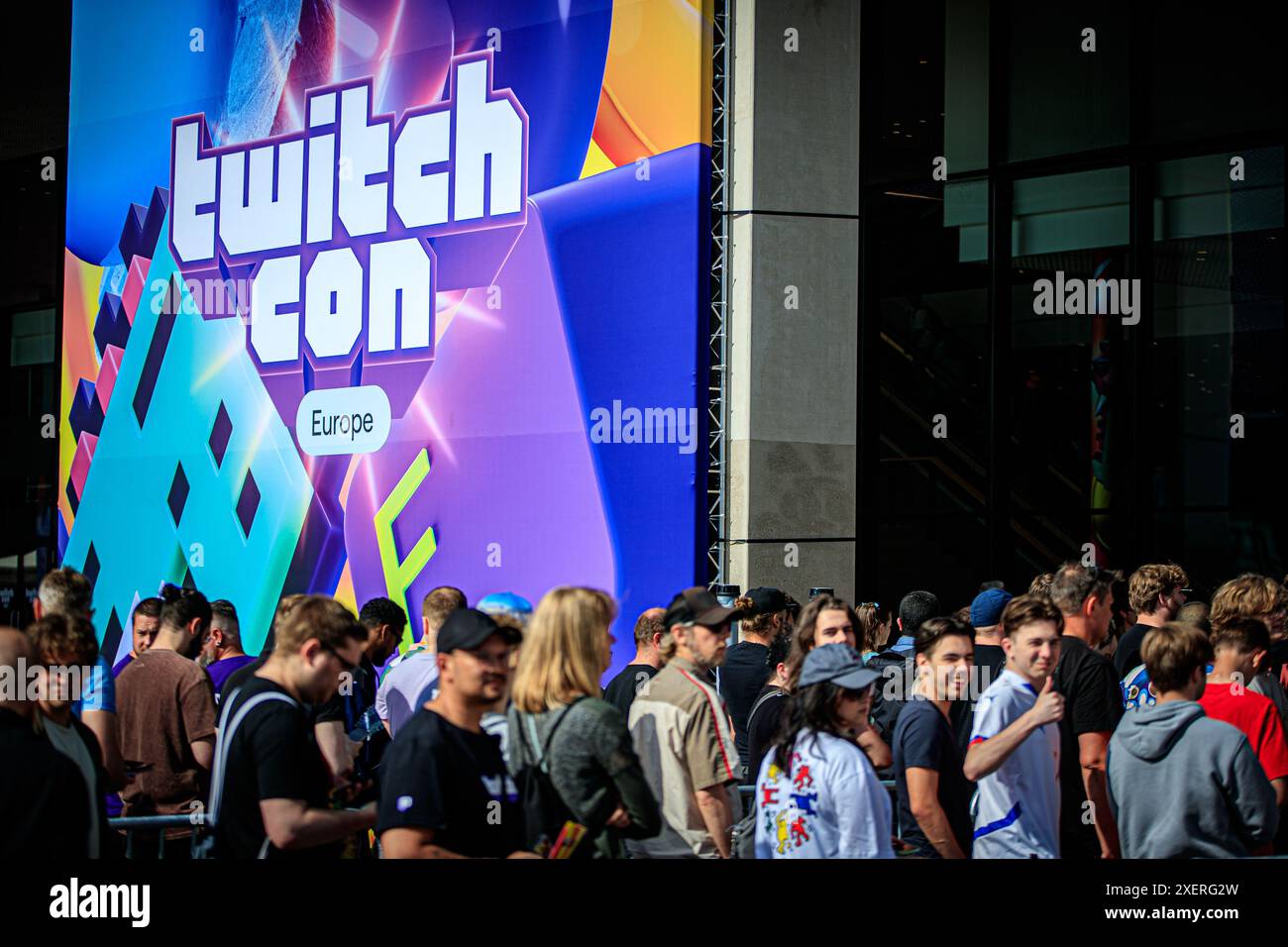 ROTTERDAM Long lines at the entrance during the international event TwitchCon Europe in Ahoy
