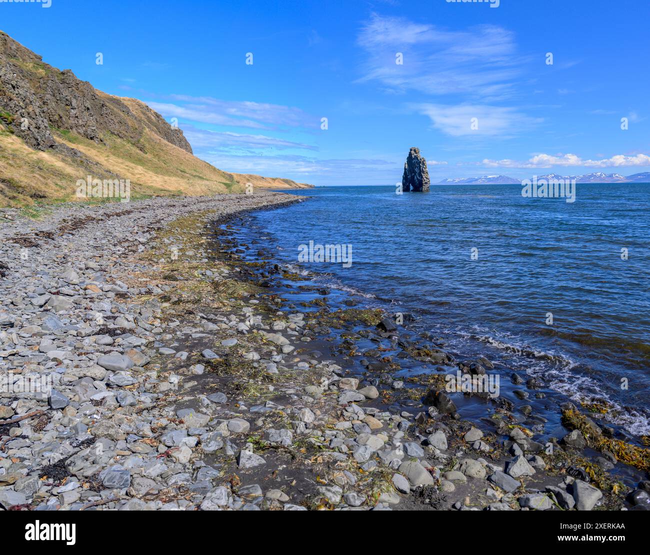 rocky-beach-and-hvitserkur-troll-of-northwest-iceland-a-15-meter