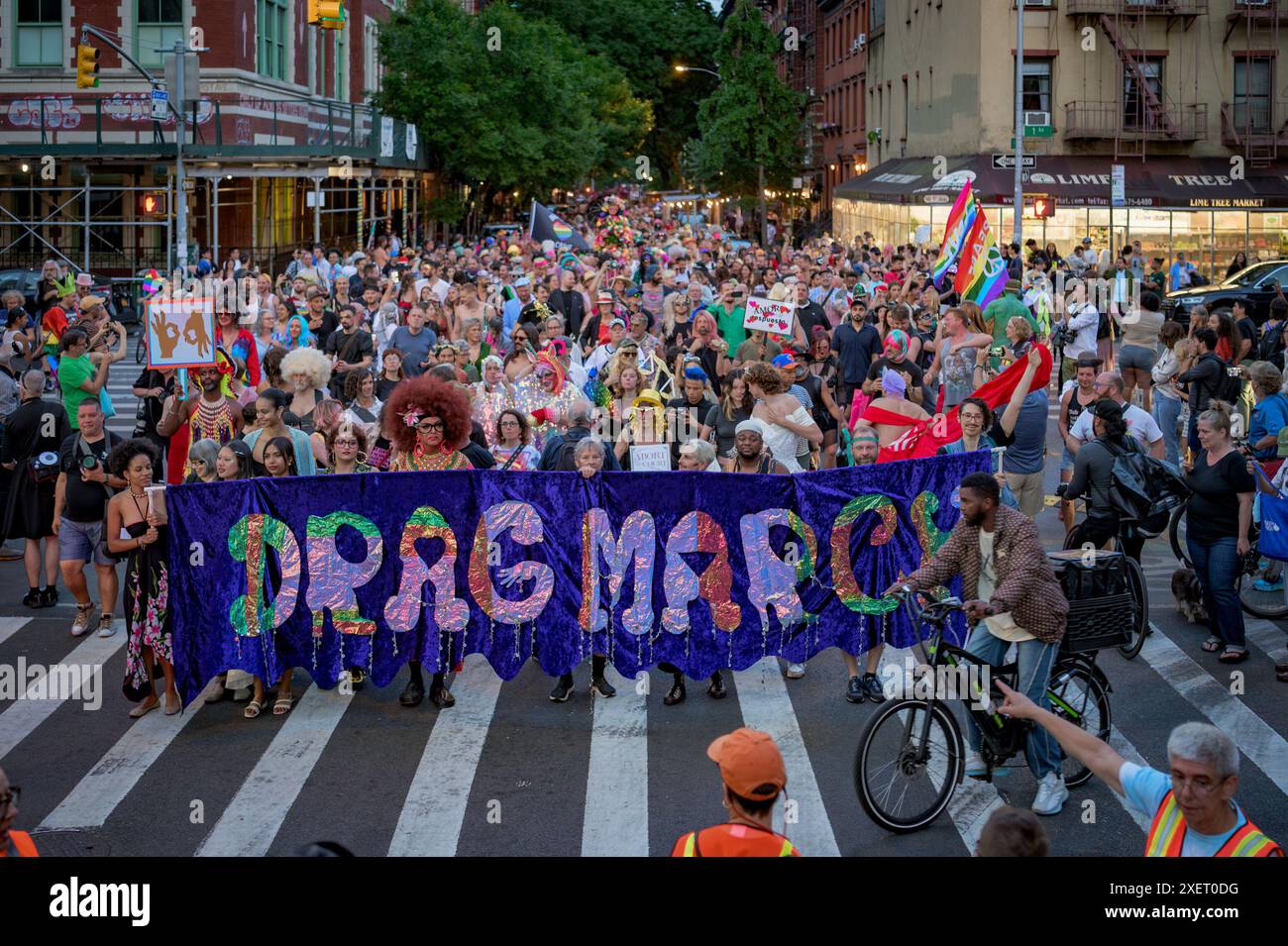 USA. 28th June, 2024. Hundreds Of Drag Queens and Kings filled the streets for the 30th annual New York City Drag March, an annual drag protest and visibility march taking place in June 28, 2024 as a kick-off to NYC Pride weekend, coinciding ahead of the NYC Pride March, both demonstrations commemorate the 1969 riots at the Stonewall Inn, widely considered the pivotal event sparking the gay liberation movement, and the modern fight for LGBT rights. (Photo by Erik McGregor/Sipa USA) Credit: Sipa USA/Alamy Live News Stock Photo