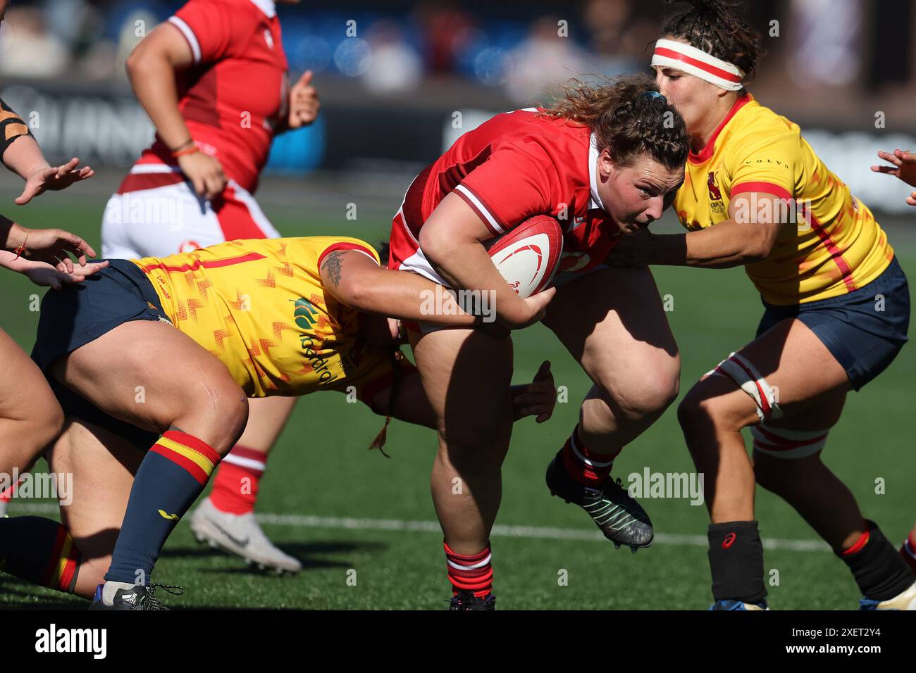 Cardiff, UK. 29th June, 2024. Gwenllian Pyrs of Wales women bursting through Spanish defence. Wales women v Spain Women, WXV2 play off match at the Cardiff Arms Park in Cardiff on Saturday 29th June 2024. pic by Andrew Orchard/Andrew Orchard sports photography/ Alamy Live News Credit: Andrew Orchard sports photography/Alamy Live News Stock Photo