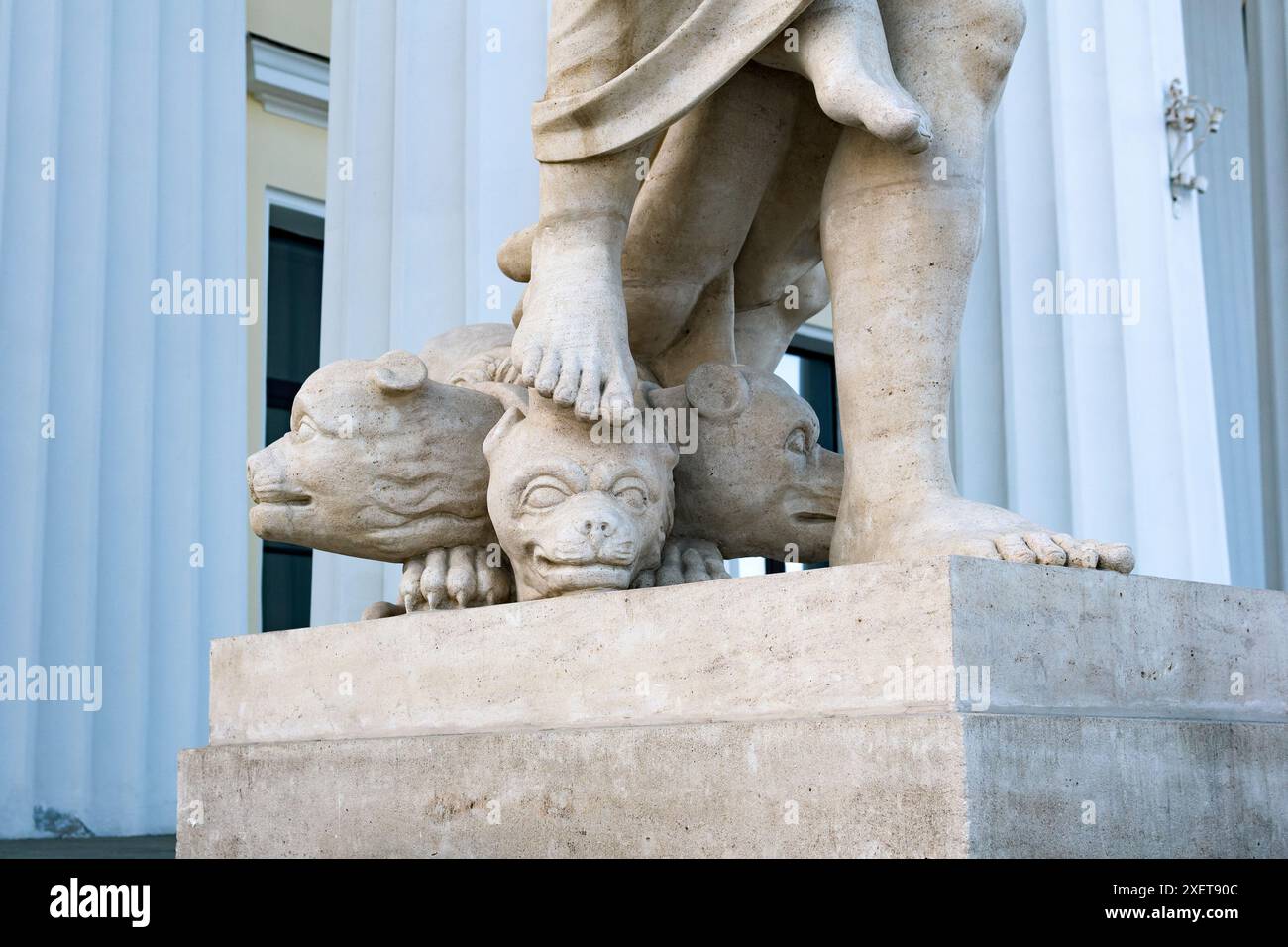 Cerberus statue hi-res stock photography and images - Alamy