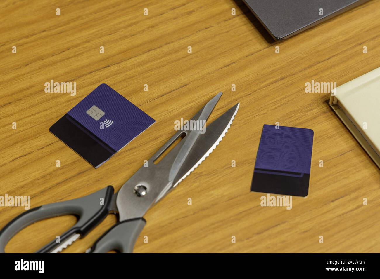 Problem credit card hi-res stock photography and images - Alamy