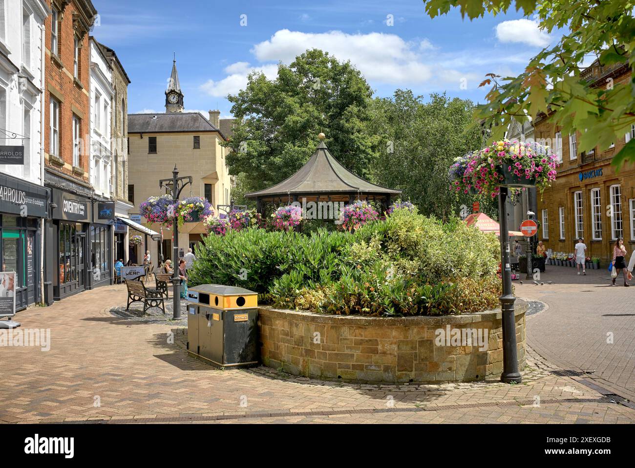 Banbury Town centre, High Street, Banbury, Oxfordshire, England, UK ...