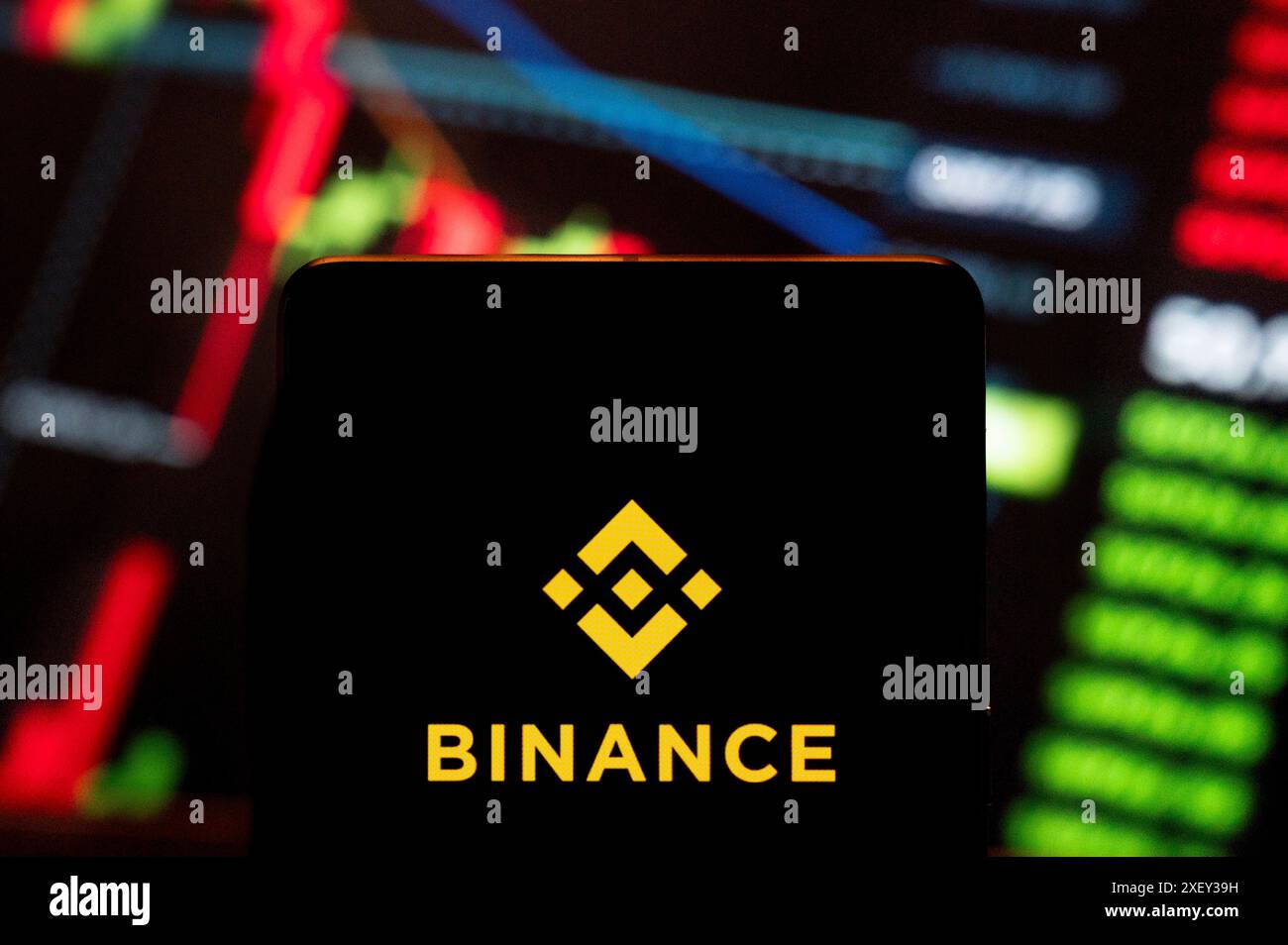 Cryptocurrency trading platform hi-res stock photography and images - Page  8 - Alamy