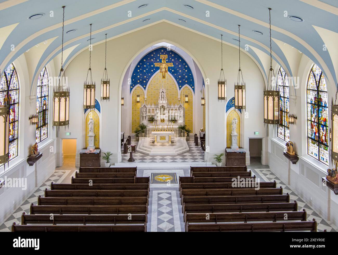 Catholic Church Interior Interior Of St Marys Catholic Church Hi Res Catholic Church Interior Interior Of St Marys Catholic Church Hi Res
